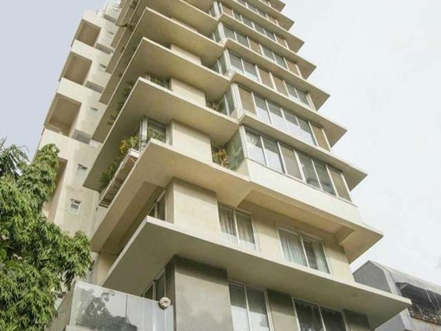 Rental | 5 BHK + Servant Room 3000 Sq.Ft. Apartment in Khar West