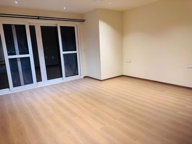 Rental | 5 BHK + Servant Room 5500 Sq.Ft. Apartment in K Raheja Vivarea Bangalore