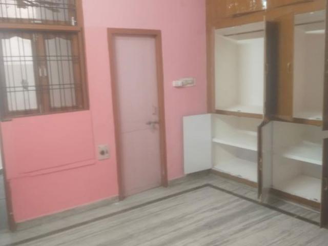 Rental | 5 BHK + Pooja Room 2152 Sq.Ft. Villa in Gomti Nagar