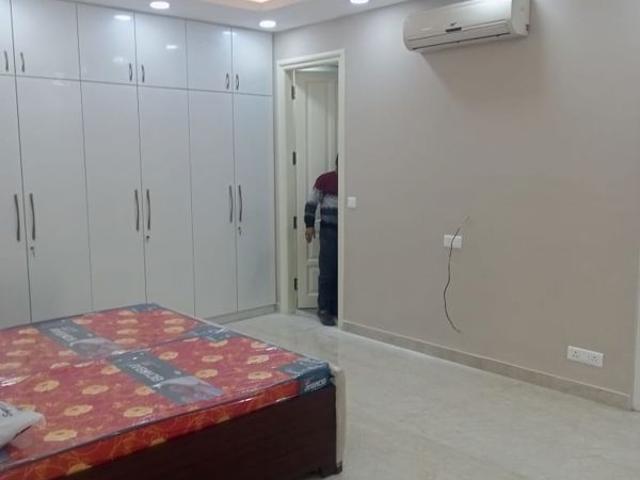 Rental | 5 BHK + Pooja Room 375 Sq.Yd. Villa in Chanakyapuri