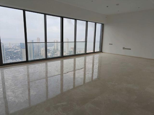 Rental | 5 BHK + Pooja Room,Servant Room 3050 Sq.Ft. Apartment in Rustomjee Crown