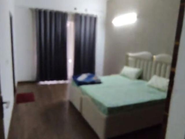Rental | 5 BHK + Pooja Room,Servant Room,Extra Room 3200 Sq.Ft. Villa in BPTP Park Elite Premium