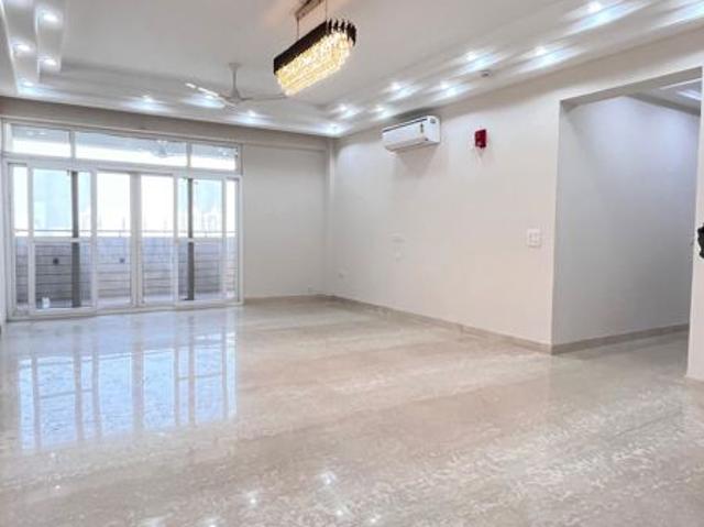 Rental | 5 BHK + Pooja Room,Servant Room,Store Room 5800 Sq.Ft. Penthouse in Ambience Tivertone
