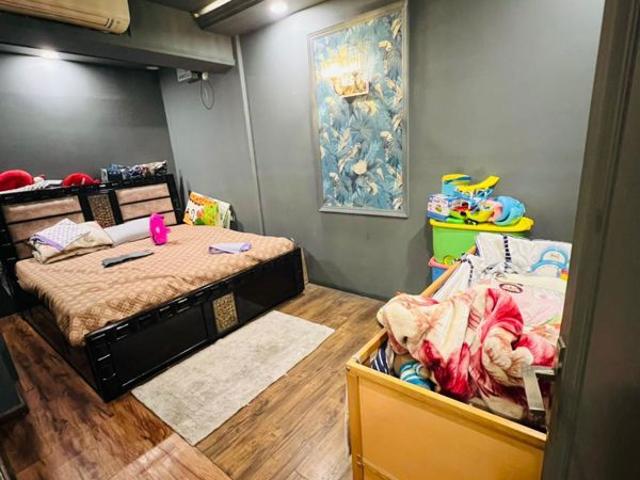 Rental | 5 BHK + Prayer Room,Study Room,Extra Room 5545 Sq.Ft. Penthouse in Logix Penthouse 1