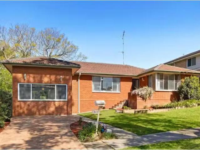 Unique 5 BR 5 Woodberry Road, Winston Hills House for rent Li.