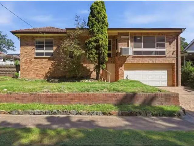 Unique 5 BR 78 Gregson Ave, Mayfield West House for rent List.