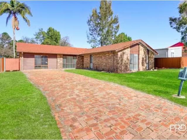 New 5 BR 98 Rugby St, Werrington County House for rent Listed.