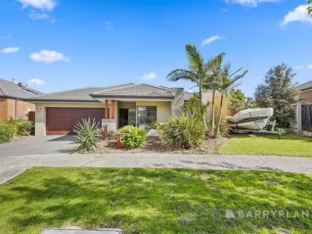 For Rent! 5 BR 9 Still Water Way, Officer, VIC 3809