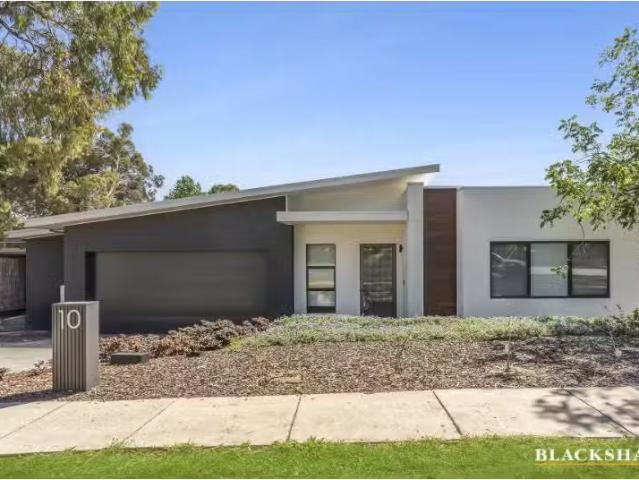 Deal! 5 BR 10 Perry Drive, Chapman House for rent Listed by O.