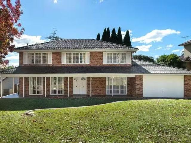 Cheap 5 BR 18 Ganmain Road, Pymble, NSW 2073
