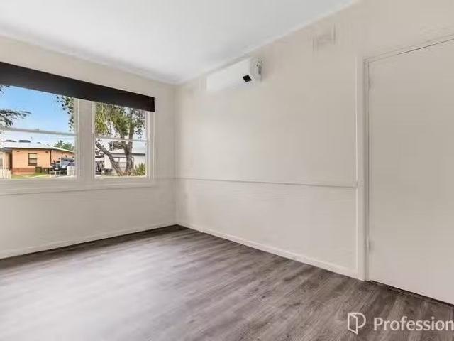 Rental! 5 Brady Street, Elizabeth Downs, SA 5113