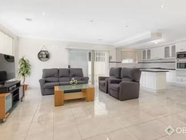 For Rent! 5 Conrad Terrace, Taylors Hill VIC 3037