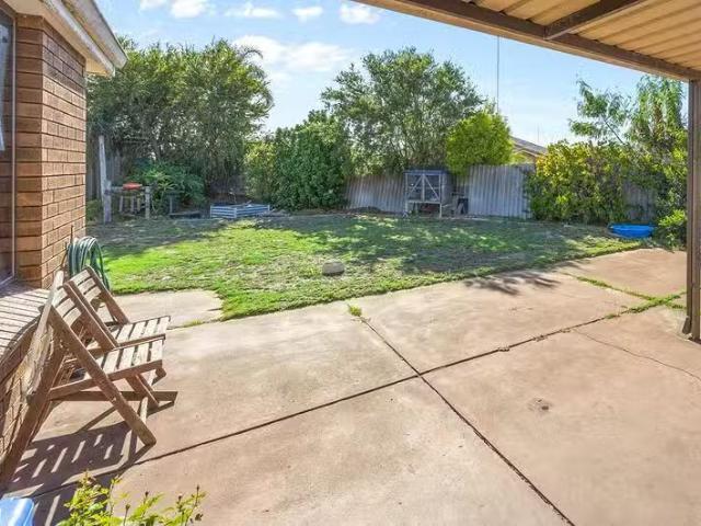 Deal! 5 Dixon Place, Eaton, WA 6232