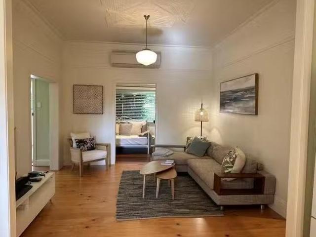 Cheap 5 Fernside Street, East Toowoomba, QLD 4350