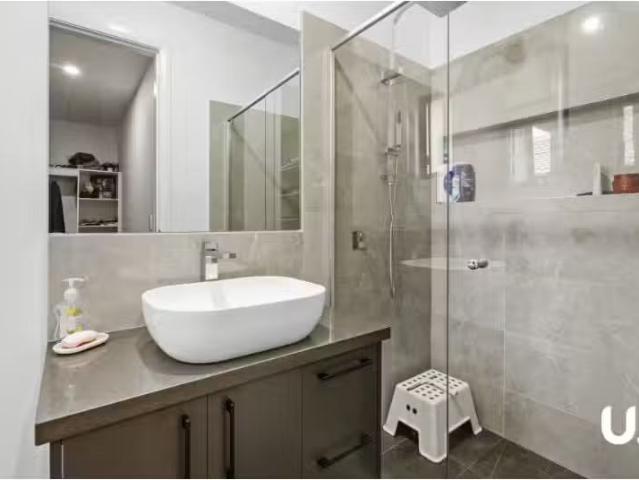 New 5 Fluskey Street, Denham Court House for rent Listed by G.