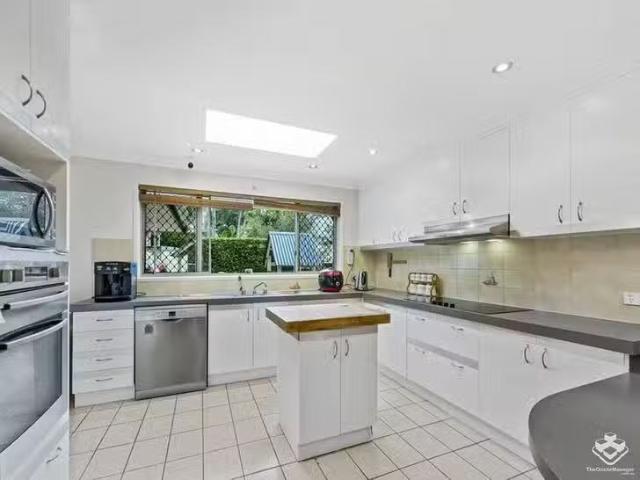 Cheap 5 Lakkari Street, Eight Mile Plains, QLD 4113
