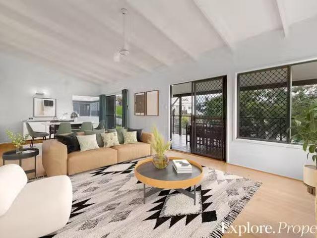 Cozy 5 Lyn Court, Beaconsfield, QLD 4740
