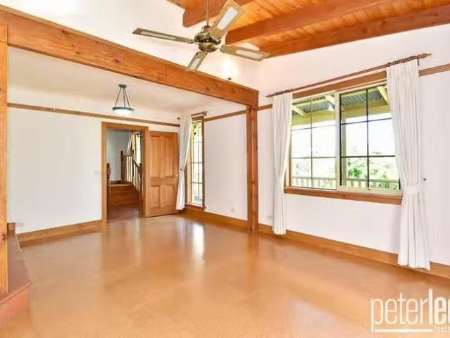 Deal! 5 Rowsphorn Road, Riverside, TAS 7250