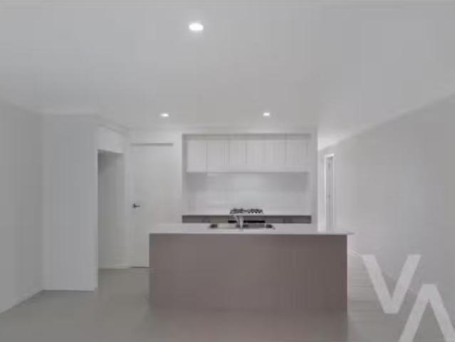 Cheap 5 Silkstone Street, Farley House for rent Listed by Elo.