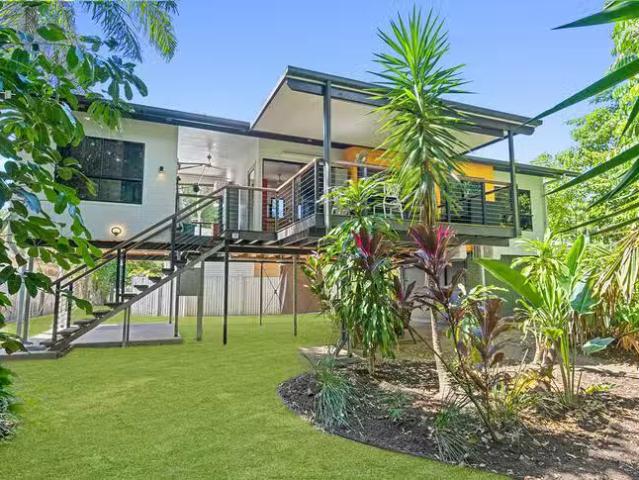 Nice 5A Law Street, Cairns North, QLD 4870