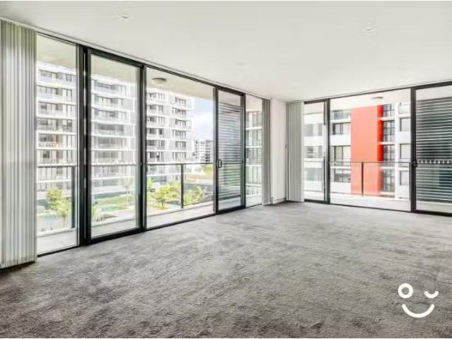 Just in! 601/16 Burelli Street, Wollongong Apartment for rent.