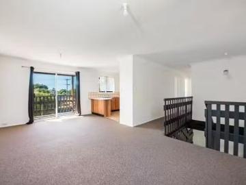 Deal! 60 Henry Parkes Drive, Berkeley Vale, NSW 2261