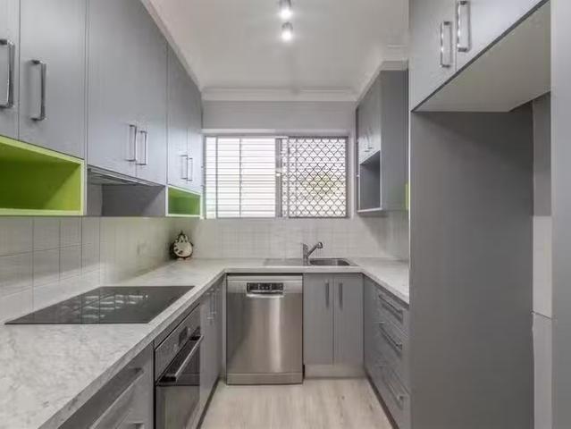Rental! 6/19 Weston Street, Coorparoo, QLD 4151