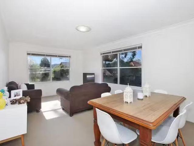 Just in! 6/13 Brewer Street, Concord, NSW 2137