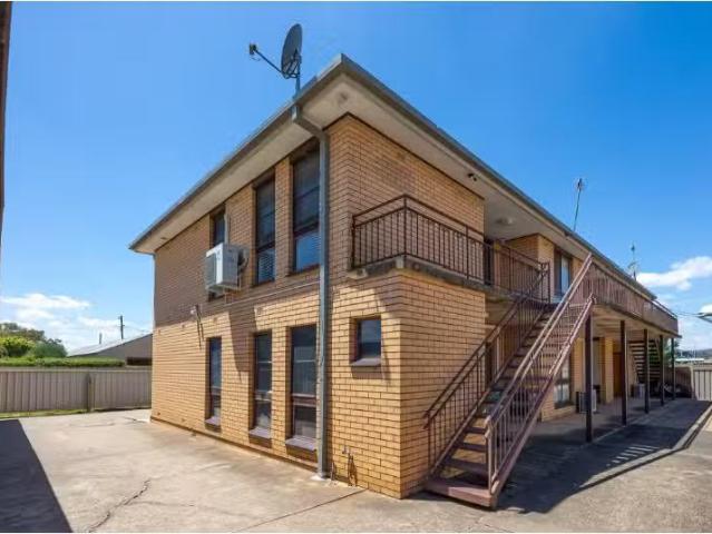 Nice 6/239 Kincaid Street, Wagga Wagga Apartment for rent Lis.
