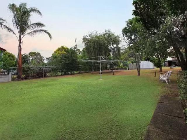 Nice 63 Delsie Street, Cannon Hill QLD 4170