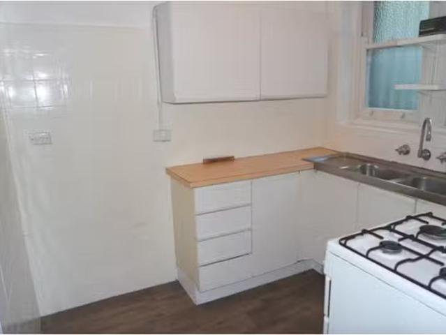 Nice 6/3 Holdsworth Ave, RUSHCUTTERS BAY Apartment for rent L.