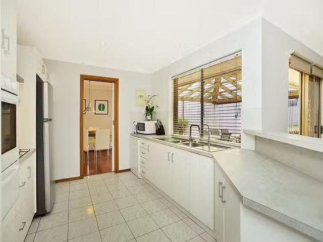 New 63 Ragamuffin Drive, Hallett Cove, SA 5158