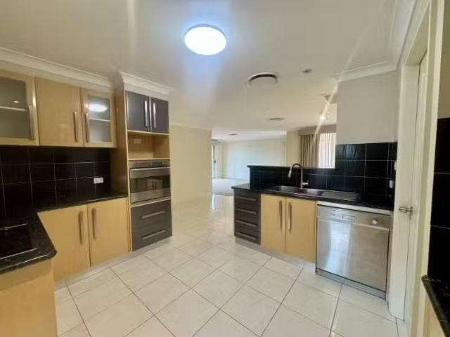 Deal! 6/45 Crown Street, WEST TAMWORTH House for rent Listed.