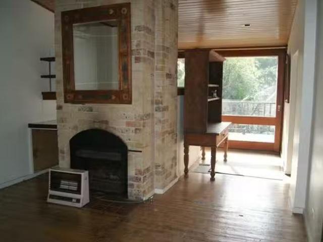 Charming 64 Bank Street, North Sydney, NSW 2060