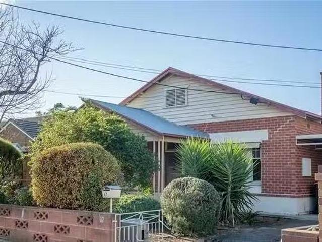 Cozy 67 Eighth Avenue, St Peters, SA 5069
