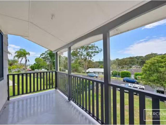 Unique 67 Hudson Avenue, Port Macquarie House for rent Listed.
