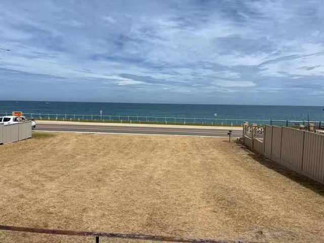 Deal! 68 Ocean Drive, Quinns Rocks, WA 6030