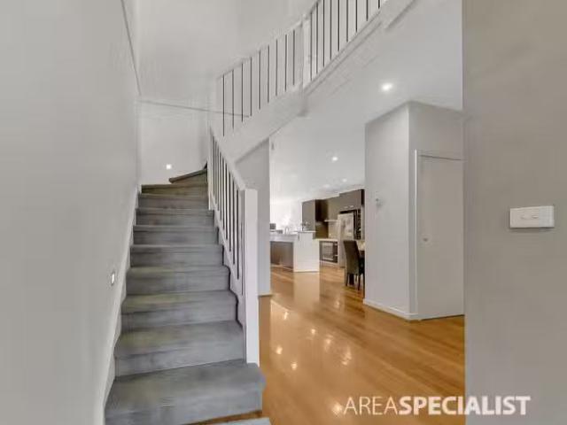 Cozy 68 Middle Park Drive, Point Cook VIC 3030