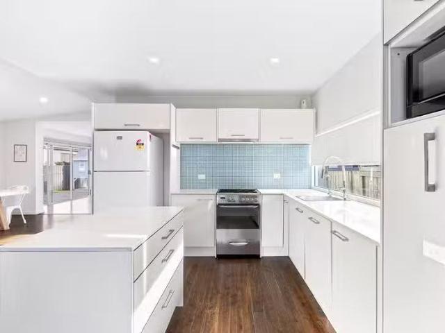 Just in! 68 Playford Road, Killarney Vale, NSW 2261