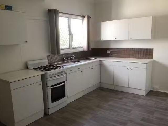 Nice 69A Winton Street, Carey Park, WA 6230
