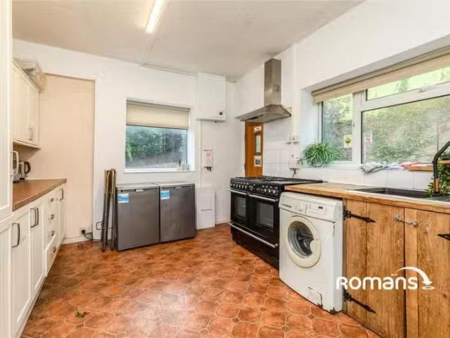 Cheap 6 bedroom house share for rent in River View, Bristol, S.