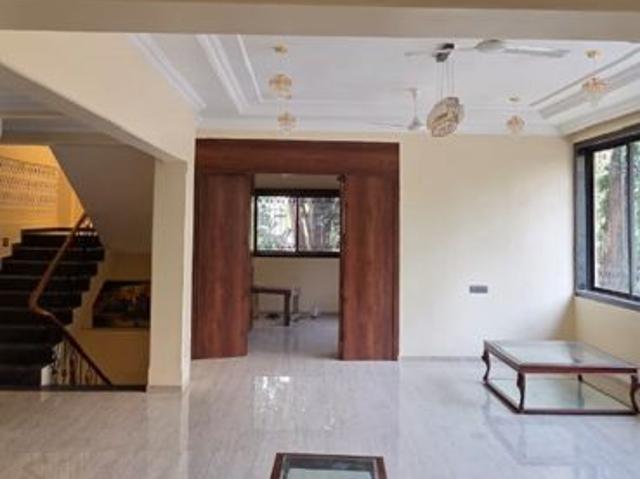 Rental | 6 BHK 4550 Sq.Ft. Villa in Chembur
