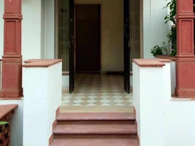 Rental | 6+ BHK + 4500 Sq.Ft. Villa in DLF Imperial Residences
