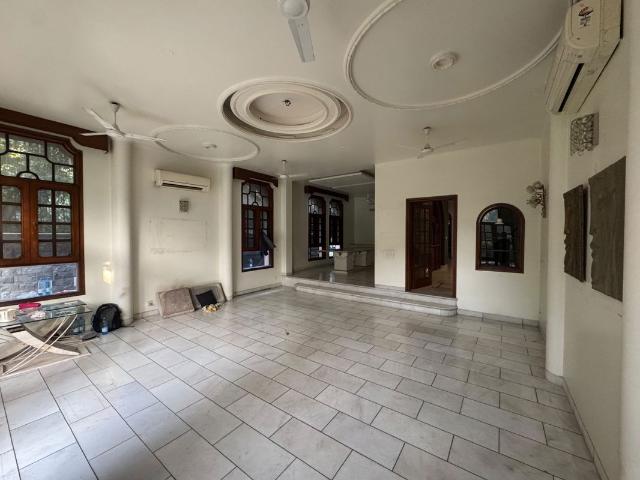 Rental | 6+ BHK + 5000 Sq.Ft. Independent House in Greater Kailash II