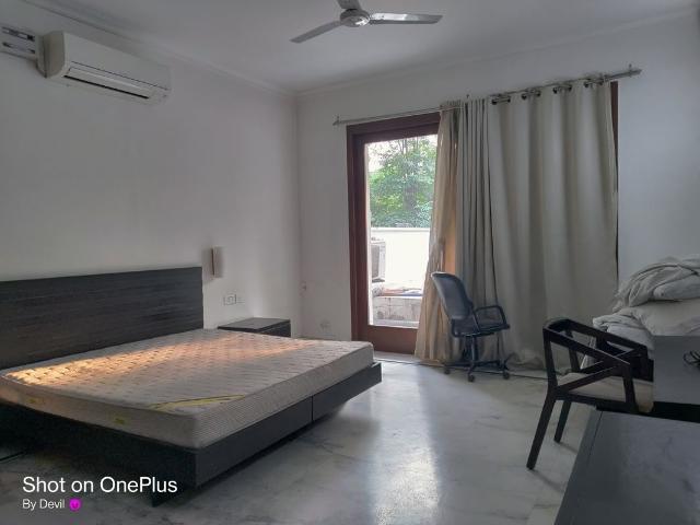 Rental | 6 BHK + 6000 Sq.Ft. Villa in Ansal Sushant Lok I