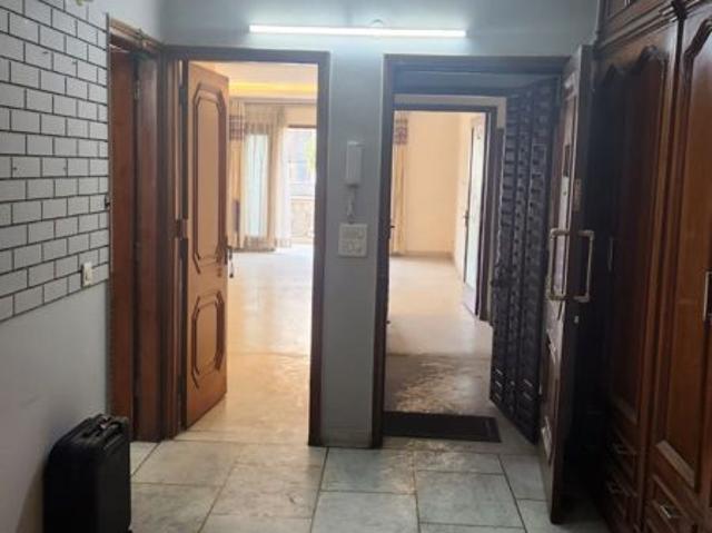Rental | 6 BHK + Extra Room 115 Sq.Mt. Villa in Sector 50