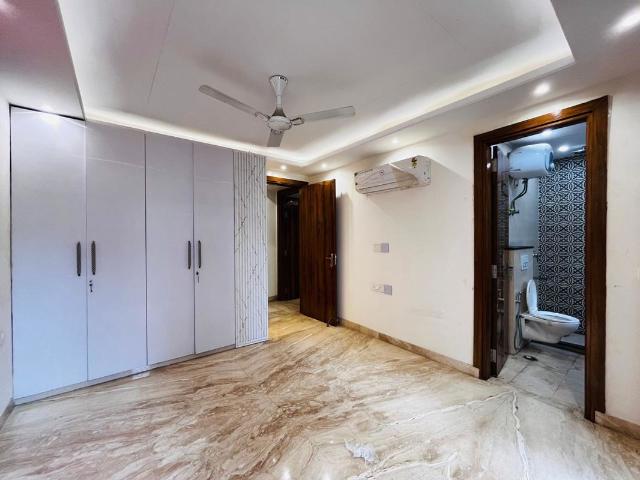 Rental | 6+ BHK + Extra Room 200 Sq.Yd. Independent House in Green Park