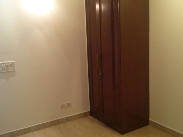 Rental | 6 BHK + Extra Room 316 Sq.Yd. Villa in Sector 25