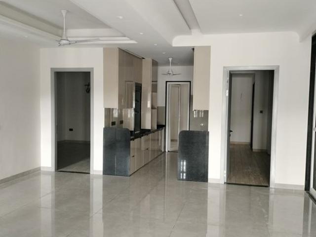 Rental | 6+ BHK + Extra Room 3200 Sq.Ft. Villa in Sector 6