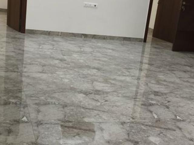 Rental | 6+ BHK + Pooja Room 250 Sq.Ft. Villa in RWA Apartments Sector 52